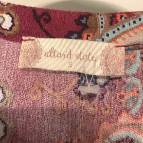 Altar'd State Paisley Maroon Blouse Top Small - Picture 5 of 5